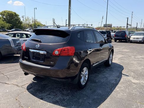 Used 2013 Nissan Rogue SV image 4