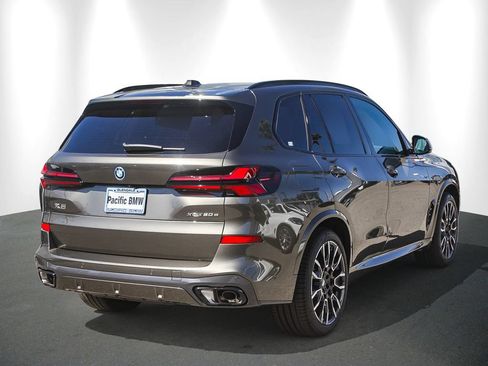 Used 2026 BMW X5 xDrive50e w/ M Sport Package AWD/4WD image 6