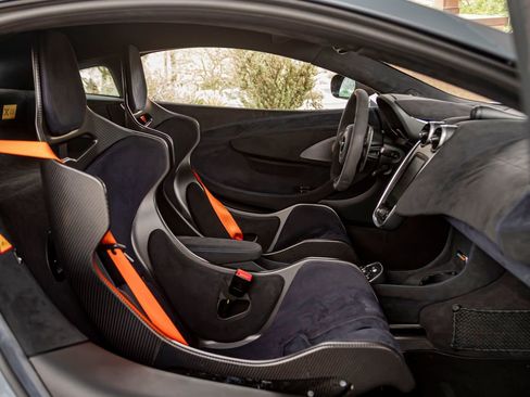 Used 2019 McLaren 600LT RWD image 23