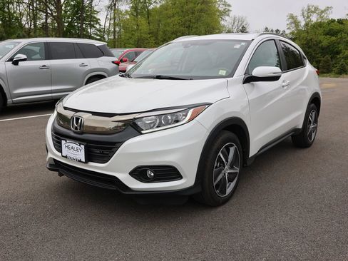 Used 2021 Honda HR-V EX image 3