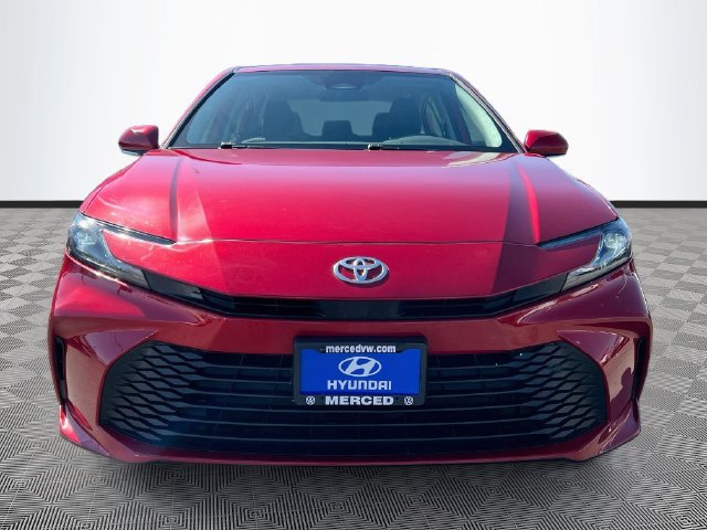 Used 2025 Toyota Camry LE FWD image 2