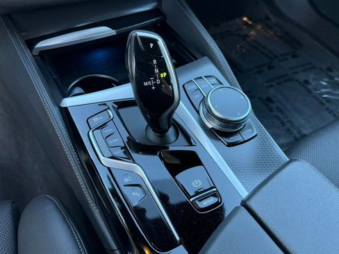 Certified 2023 BMW 530e w/ M Sport Package image 27