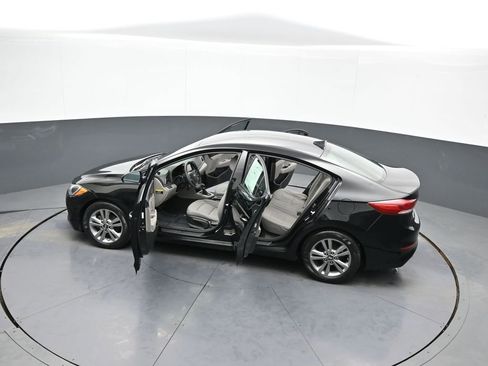 Used 2018 Hyundai Elantra SEL w/ Cargo Package image 43