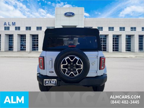 Used 2023 Ford Bronco Outer Banks image 6
