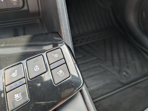 Used 2025 Kia Sportage X-Pro Prestige AWD/4WD image 13