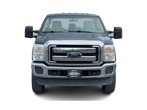 Used 2015 Ford F350 XLT w/ Camper Package image 3
