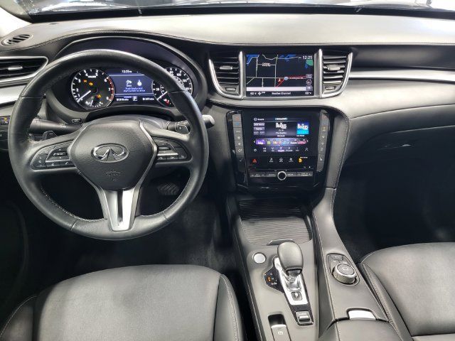 Used 2020 INFINITI QX50 Luxe w/ Navigation Package AWD/4WD image 29