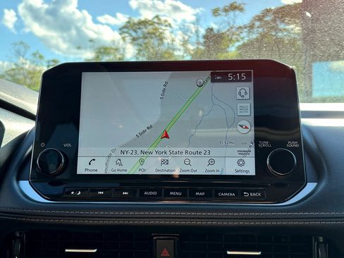 Used 2022 Nissan Rogue SL w/ SL Premium Package image 17