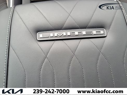 Used 2026 RAM 2500 Limited AWD/4WD image 21