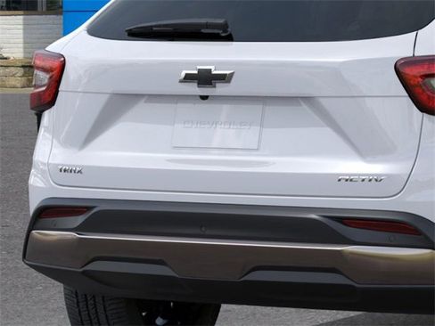 New 2026 Chevrolet Trax ACTIV w/ Driver Confidence Package image 14