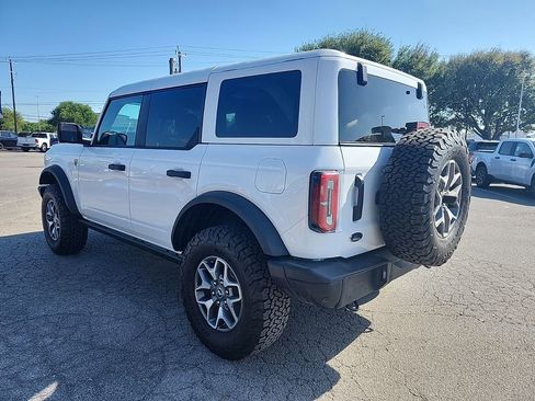 Used 2025 Ford Bronco Badlands AWD/4WD image 4