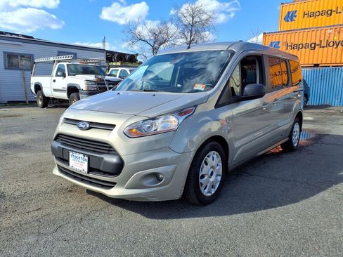Used 2016 Ford Transit Connect XLT image 3