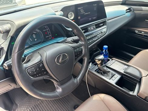 Used 2022 Lexus ES 300h w/ Premium Package FWD image 28