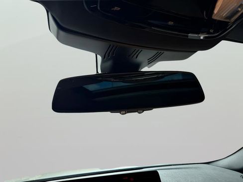 Used 2022 BMW 540i w/ M Sport Package image 24