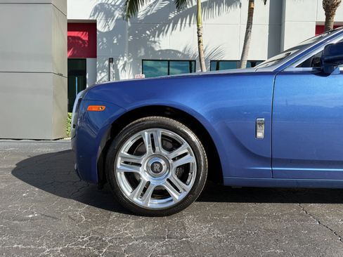 Used 2015 Rolls-Royce Ghost image 15