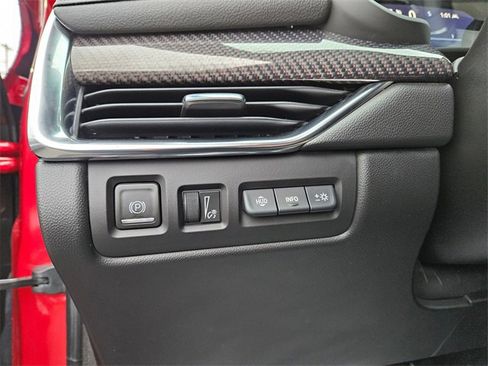 Used 2023 Cadillac XT4 Sport w/ Sun And Sound Package image 18