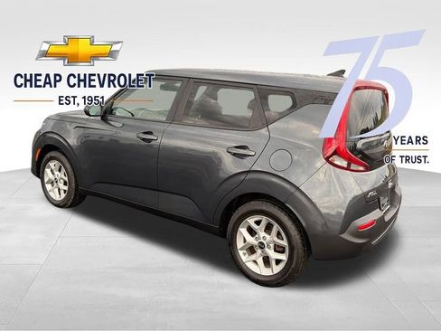 Used 2020 Kia Soul S FWD image 3