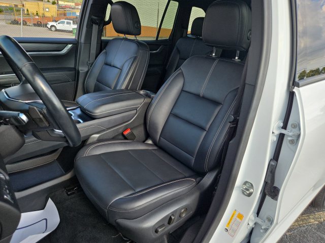 Used 2024 GMC Acadia Elevation FWD image 11