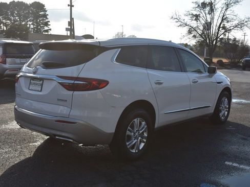 Used 2021 Buick Enclave Essence w/ Sound and Sites Package image 5