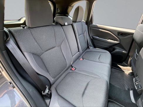 Certified 2025 Subaru Forester Premium AWD/4WD image 28