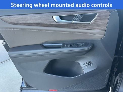 New 2026 Volkswagen Atlas SEL image 7