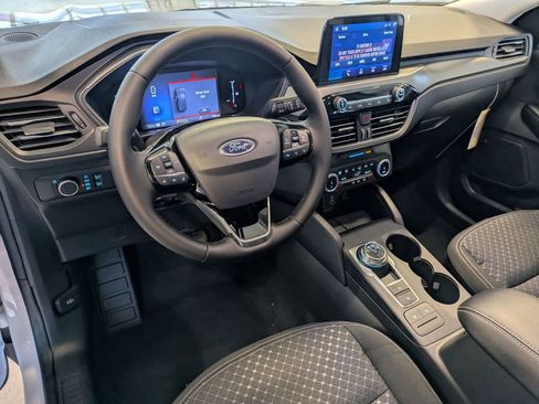 New 2026 Ford Escape Active w/ Cold Weather Package image 10