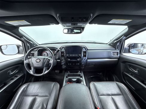 Used 2020 Nissan Titan PRO-4X w/ Pro-4x Convenience Package image 21
