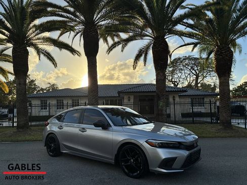 Used 2022 Honda Civic Sport image 1
