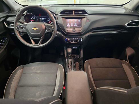 Used 2023 Chevrolet TrailBlazer LT FWD image 18
