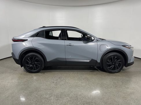 New 2026 Toyota C-HR AWD/4WD image 2