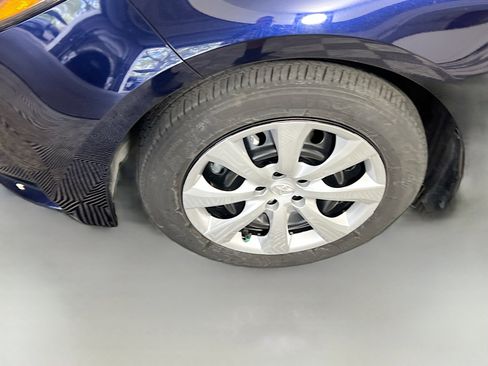 Used 2024 Toyota Corolla LE FWD image 14