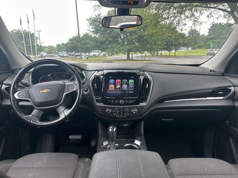 Used 2019 Chevrolet Traverse LT FWD image 5