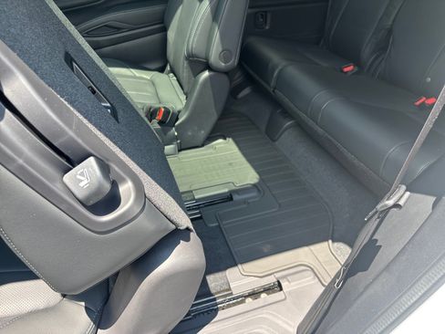 New 2026 Subaru Ascent Limited AWD/4WD image 40