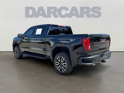 Used 2024 GMC Sierra 1500 AT4 w/ Technology Package AWD/4WD image 5