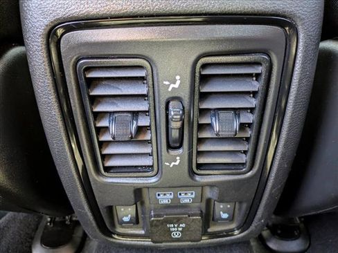 Used 2024 Dodge Durango GT AWD/4WD image 18