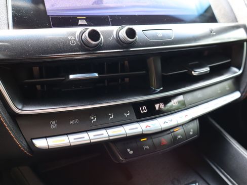Used 2021 Cadillac CT5 Sport RWD image 40