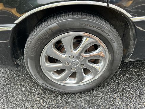 Used 2004 Buick Park Avenue Ultra w/ Ultra Luxury Package FWD image 10