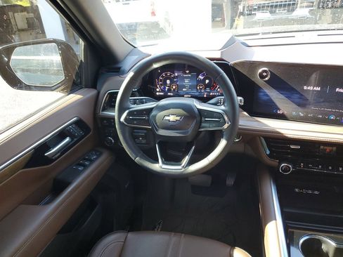 Used 2026 Chevrolet Tahoe High Country AWD/4WD image 11