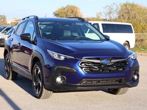 Used 2025 Subaru Crosstrek 2.5i Limited w/ Crosstrek Mirror Package AWD/4WD image 4