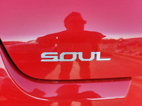 New 2025 Kia Soul GT-Line image 9