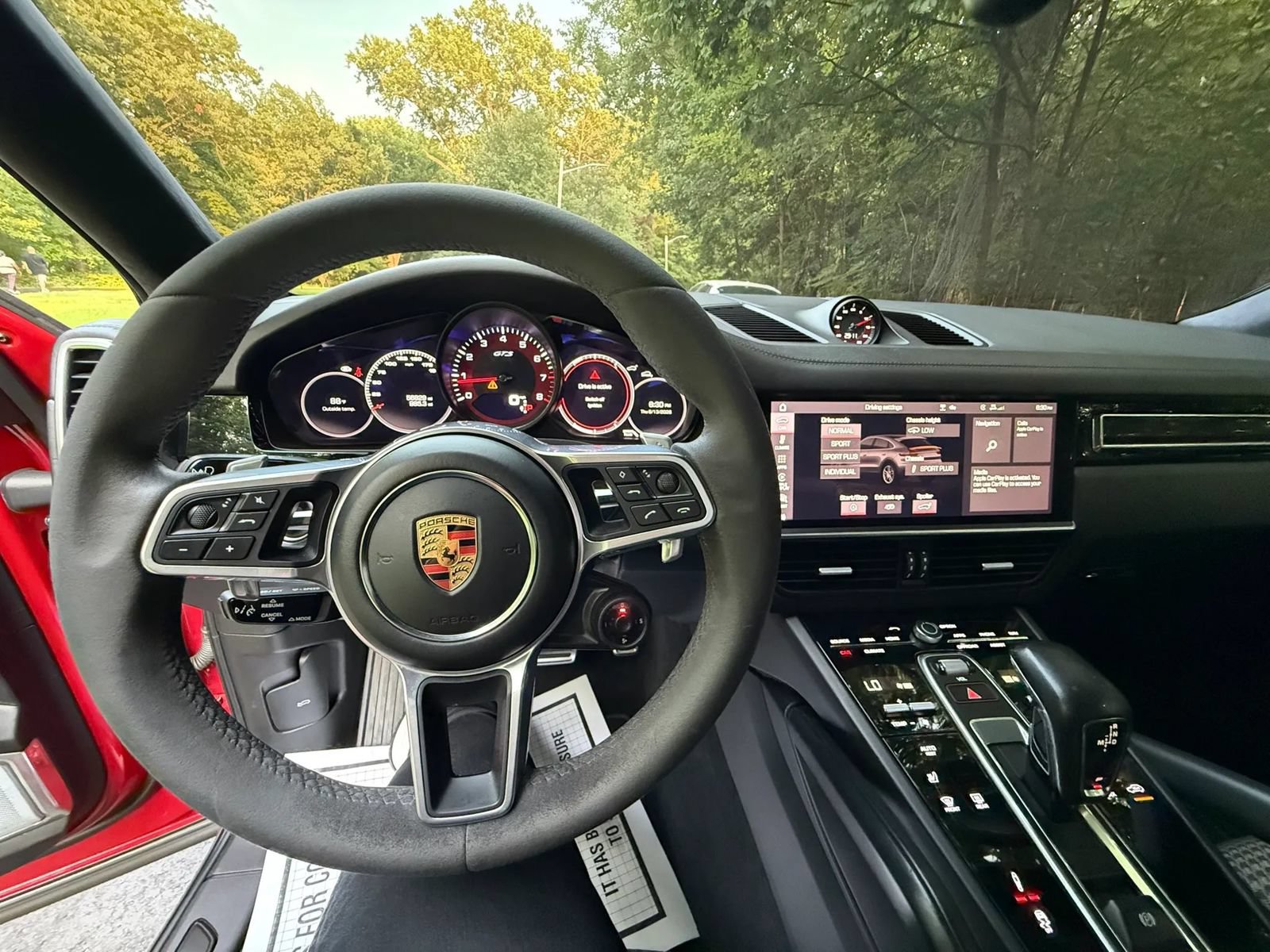 Used 2021 Porsche Cayenne GTS AWD/4WD image 25