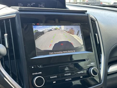 Used 2023 Subaru Forester Premium image 21