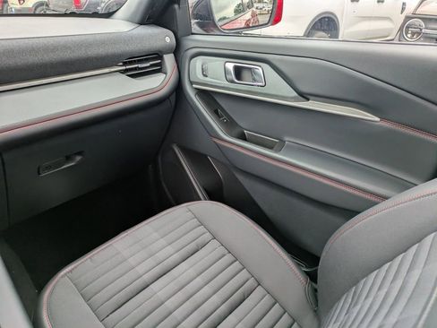 New 2026 Ford Explorer ST-Line w/ ST-Line Street Pack image 20