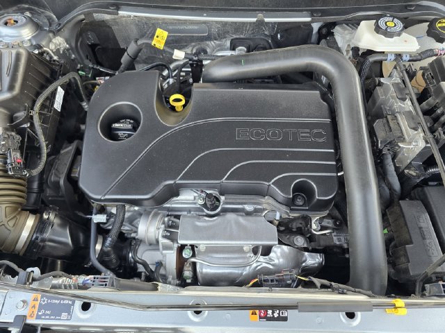 Used 2024 Chevrolet Equinox LS w/ Sport Edition FWD image 24