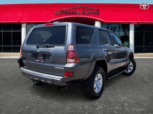 Used 2005 Toyota 4Runner Sport AWD/4WD image 3
