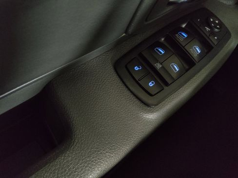 Used 2018 RAM 1500 Big Horn image 27