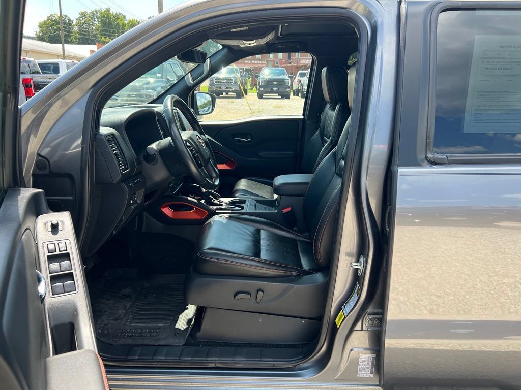 Used 2024 Nissan Frontier PRO-4X w/ Pro Premium Package AWD/4WD image 13