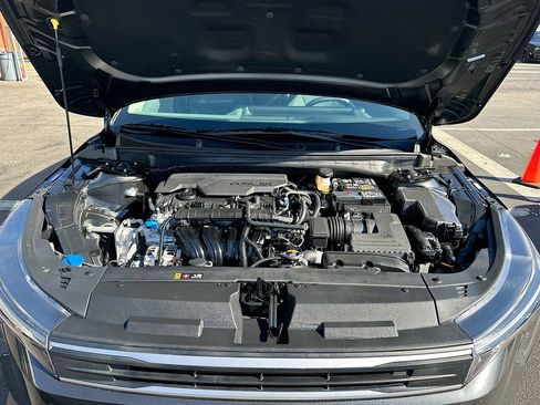 New 2025 Kia K4 LXS image 27