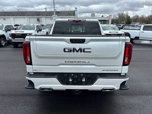 Used 2025 GMC Sierra 1500 Denali Ultimate AWD/4WD image 5