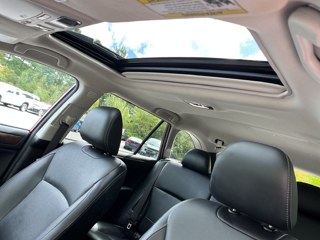 Used 2017 Subaru Outback 2.5i Limited AWD/4WD image 21